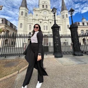 Meet your Posher, Daniela